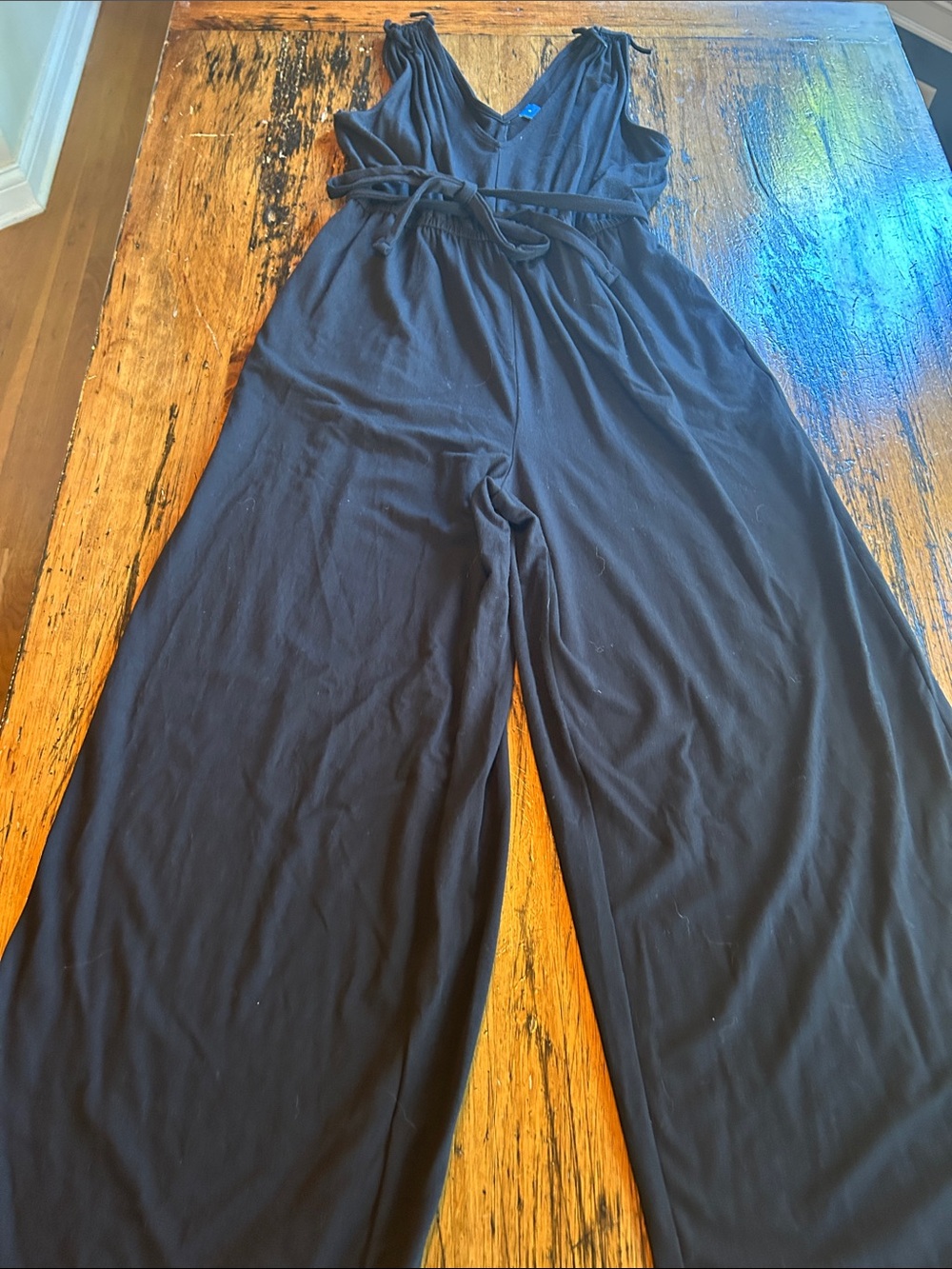 Old Navy Black V-Neck Wide-Leg Jumpsuit with Waist Tie